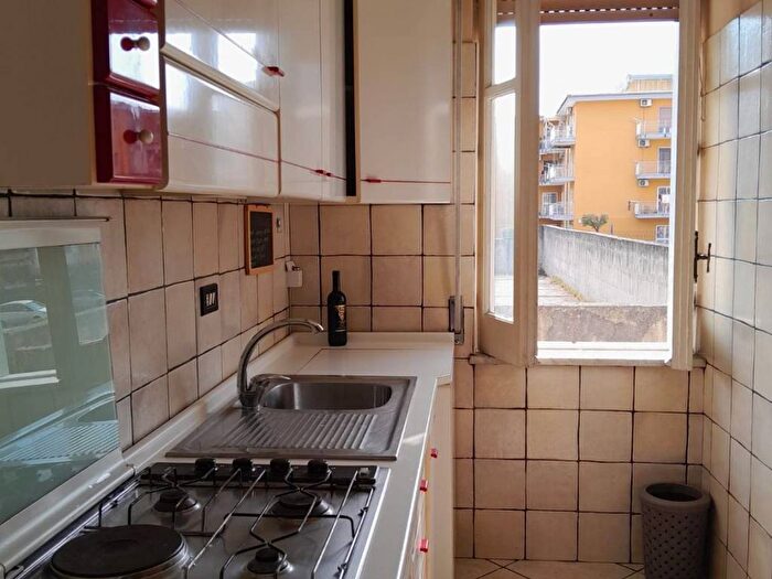 Appartamento bilocale in affitto in via novembre, Centro, Volla