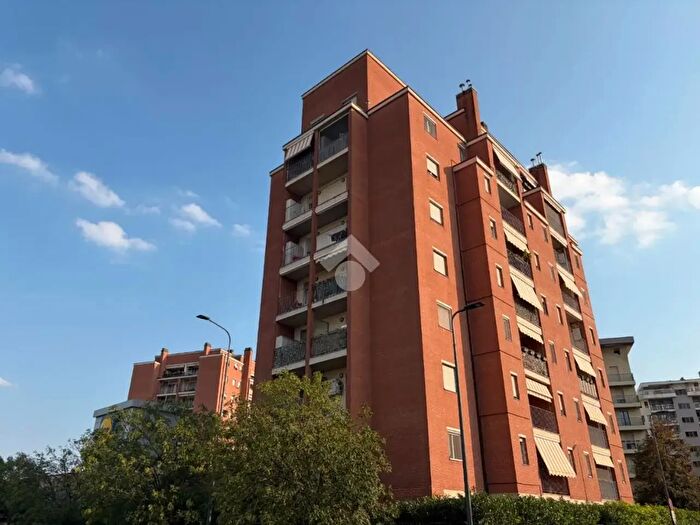 Appartamento bilocale in affitto in Via Gallarate, Milano