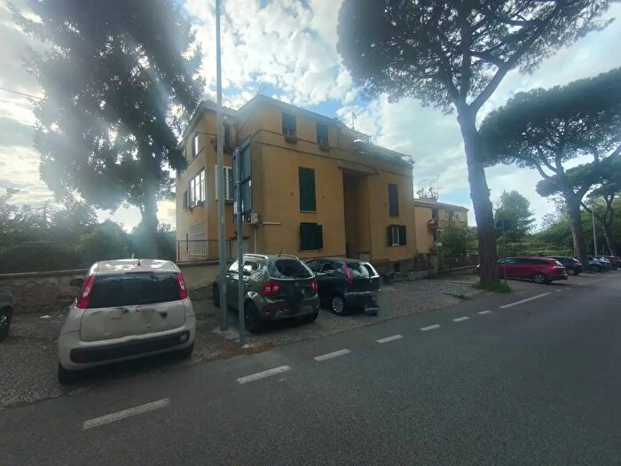 Appartamento bilocale in vendita in Viale Antonio Costa, Castel Gandolfo