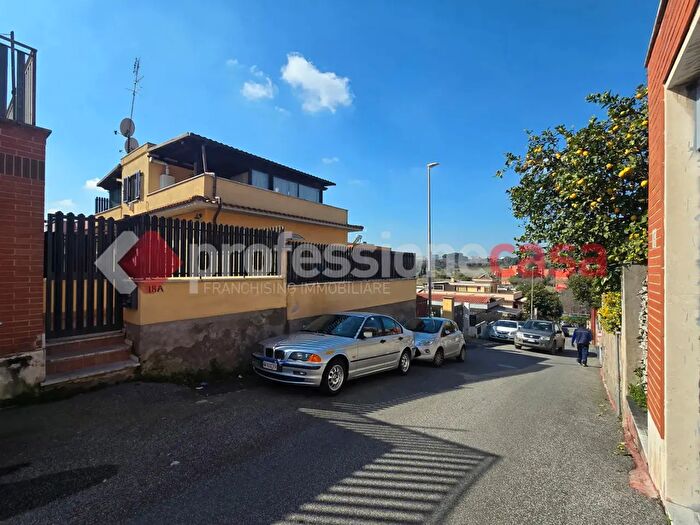 Appartamento bilocale in vendita in Via dei Malaspina, Roma
