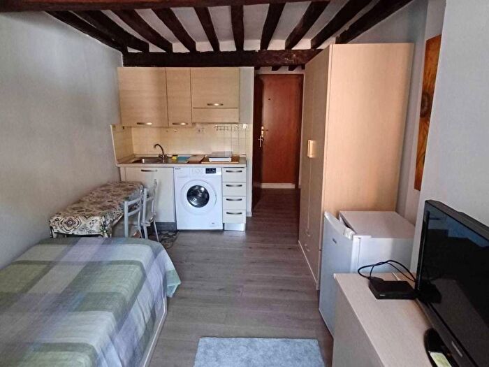 Appartamento monolocale in affitto in Via Corso Corsi, Centro Storico, Parma