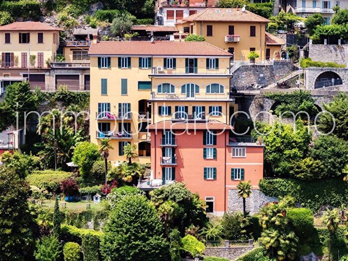 Appartamento trilocale in affitto in Via Besana, Moltrasio