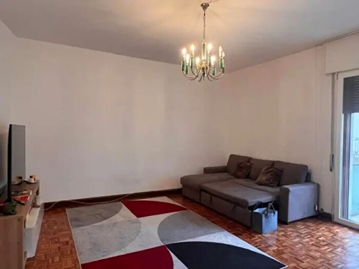 Appartamento trilocale in affitto in Viale Abruzzi, Milano