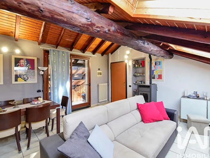 Appartamento quadrilocale in vendita in Via Milano, Giussano