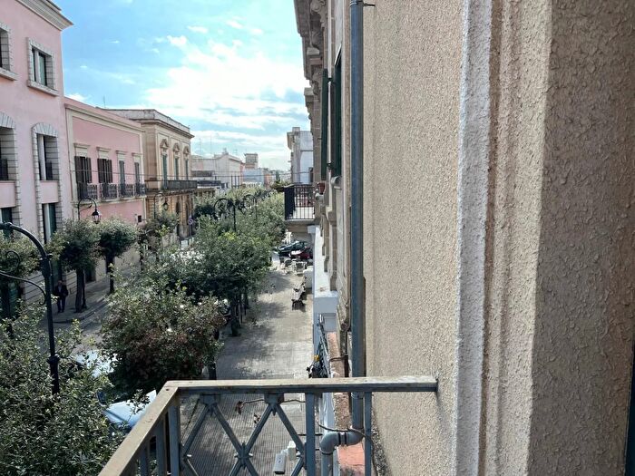 Appartamento quadrilocale in vendita in Via Vittorio Emanuele III, Parabita