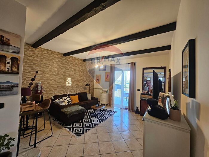 Appartamento quadrilocale in vendita in Via Bologna E, Villaricca