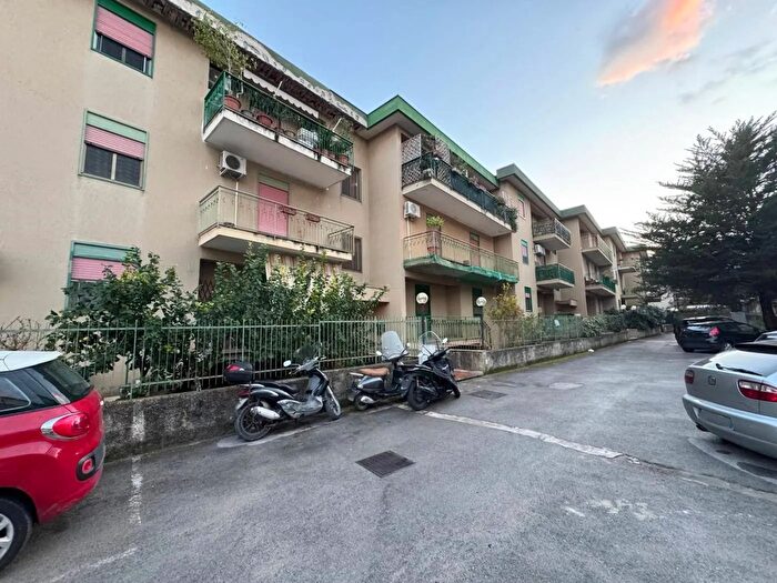 Appartamento quadrilocale in vendita in Via Agnetta Villagrazia Palermo Palermo, Palermo