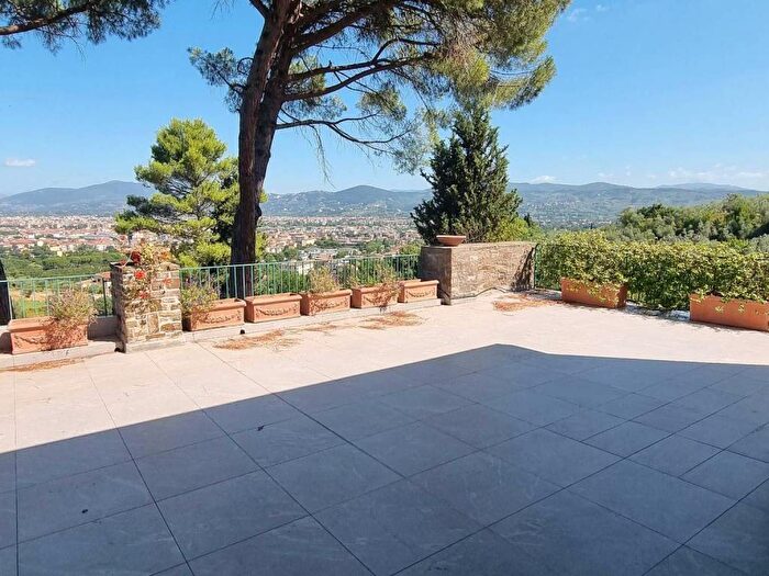 Casa con 6 locali in affitto in Via Chiantigiana, San Marcellino, Firenze