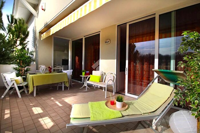 Appartamento con 5 locali in affitto in Via Eugenio Montale, Cervia