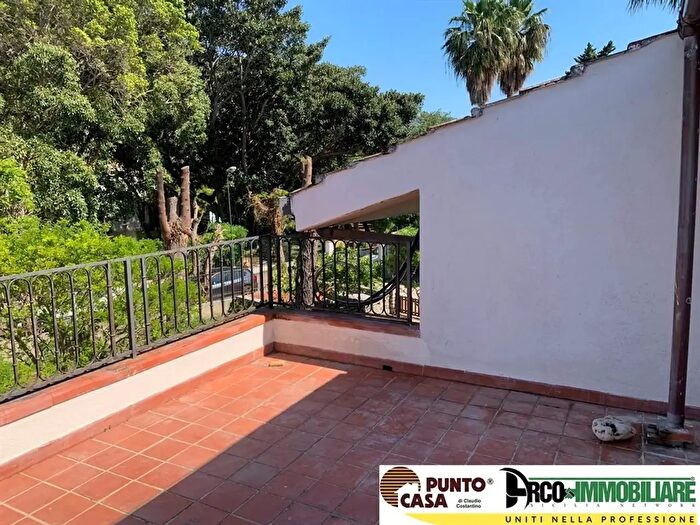 Appartamento quadrilocale in vendita in Via Lucerna a, Palermo