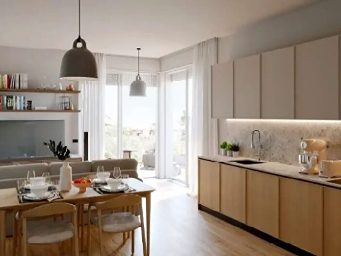 Appartamento con 5 locali in vendita in Via Aretina a, Firenze