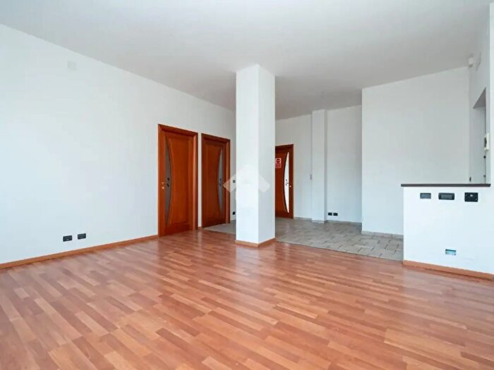 Appartamento quadrilocale in vendita in Via Fratelli Kennedy, Caselle Torinese