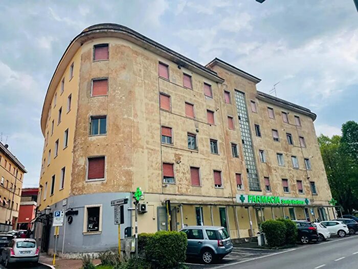 Appartamento quadrilocale in vendita in Via Marconi, Colleferro