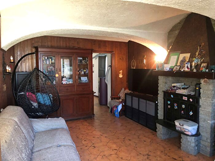 Appartamento con 8 locali in vendita in Via dei Massa, San Carlo Canavese