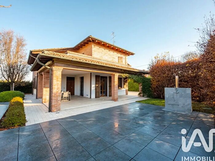 Casa con 5 locali in vendita in Via Lunga, Castelfranco Emilia