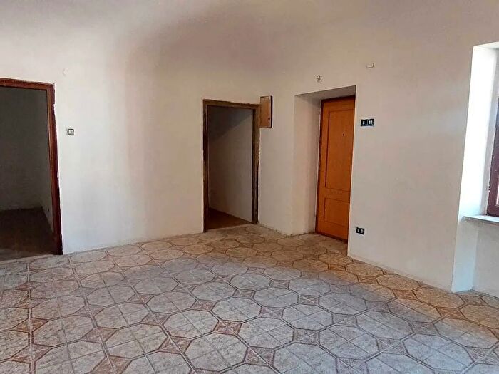 Appartamento con 5 locali in vendita in Via Caramagna, Imperia