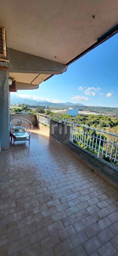 Appartamento trilocale in vendita in Via XXI Ottobre, Torregrotta