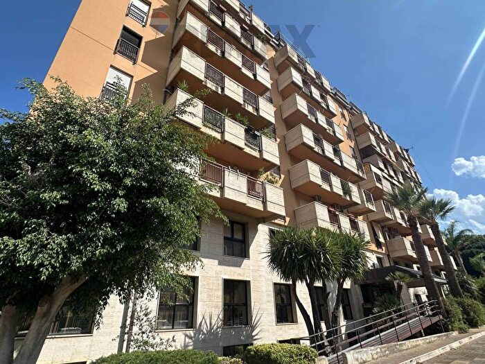 Appartamento trilocale in affitto in LARGO LITUANIA, Resuttana, Palermo