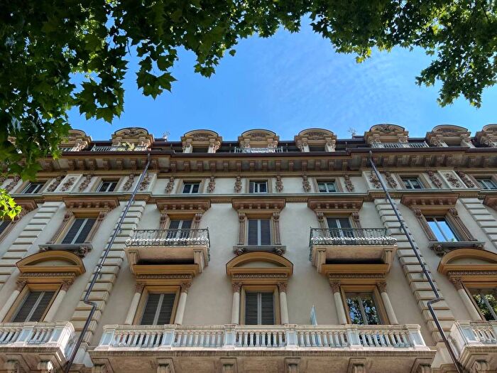 Appartamento con 5 locali in affitto in Corso Vittorio Emanuele II, Via Roma, Torino