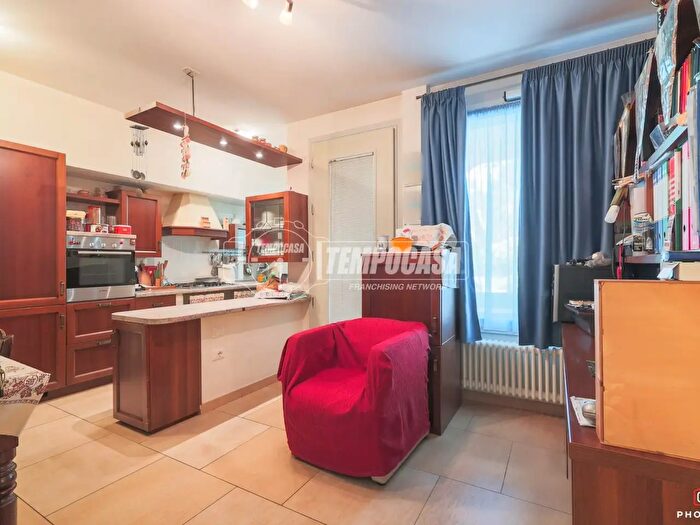 Appartamento trilocale in vendita in Viale delle Mimose, Ravenna