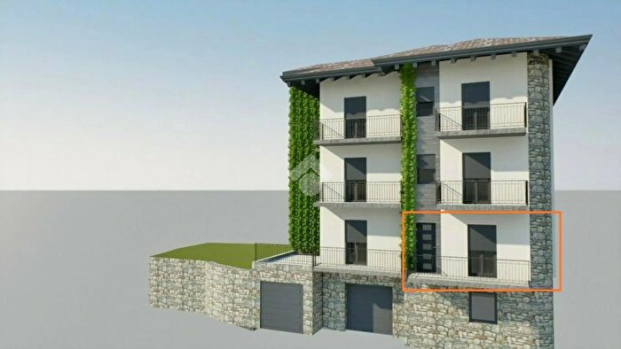 Appartamento monolocale in vendita in Via Italia, Casargo