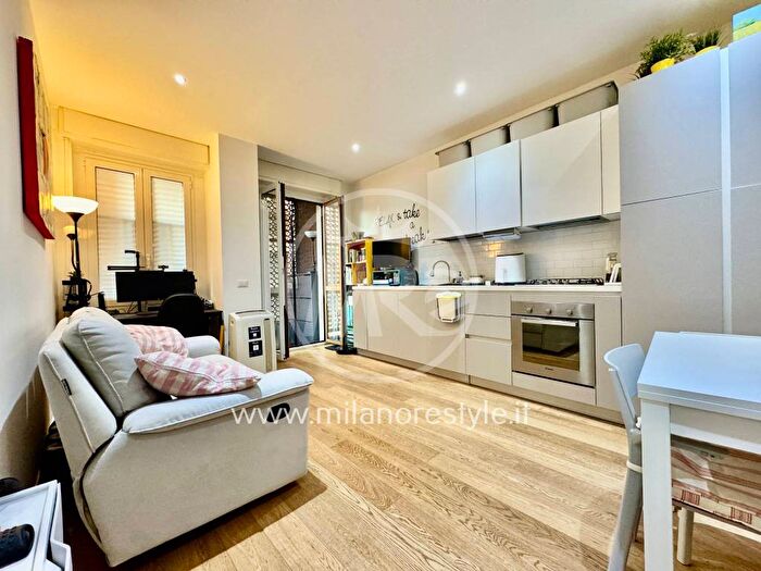 Appartamento bilocale in affitto in Piazza Firenze, Portello Parco Vittoria, Milano