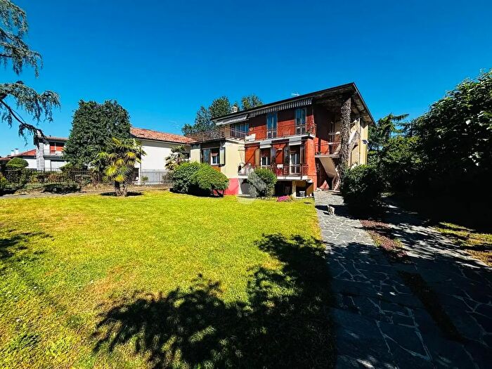 Appartamento quadrilocale in vendita in Via B Buozzi, Caravaggio