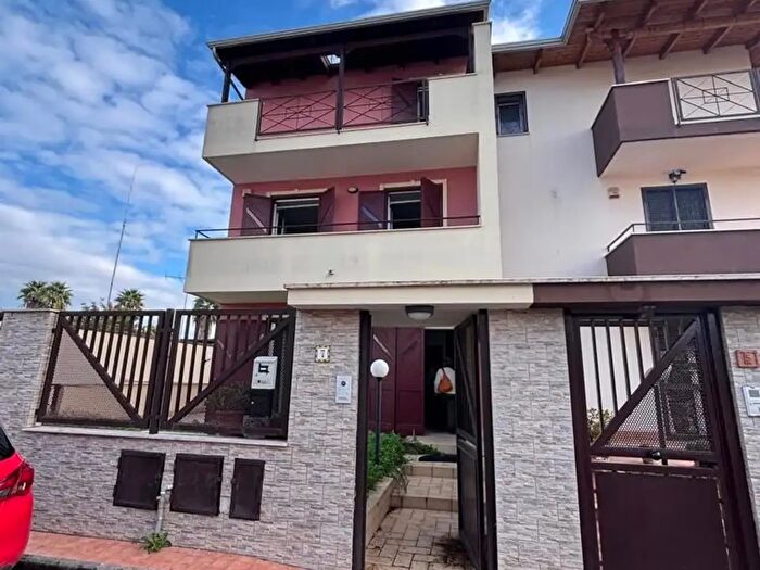 Casa con 6 locali in affitto in Via dei Gigli, Carinaro