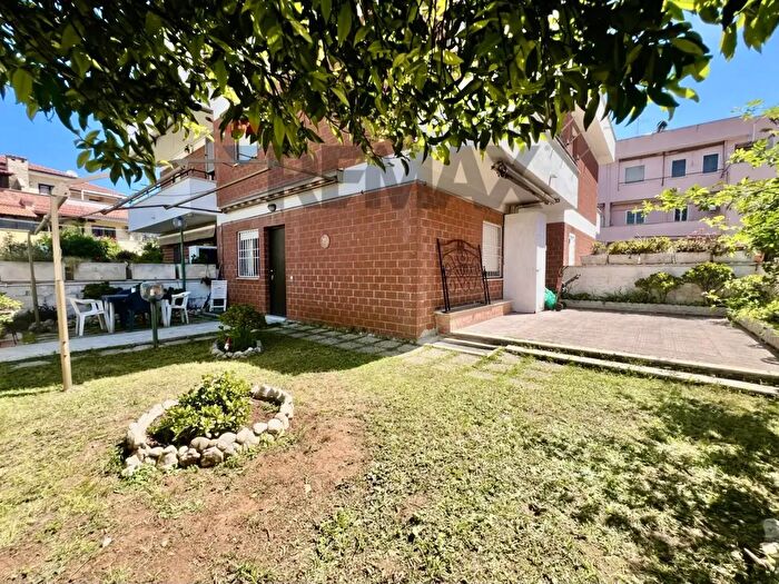 Appartamento trilocale in vendita in Via Ischia, Nettuno