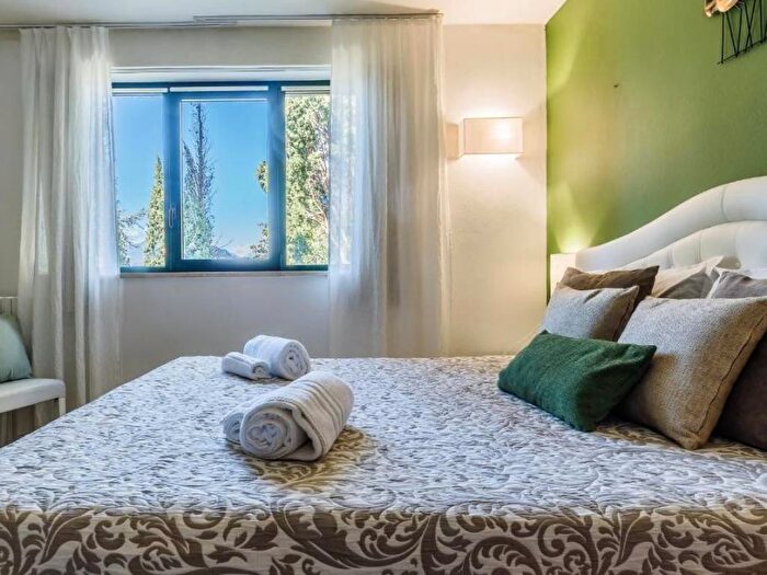 Appartamento monolocale in affitto in Via Pai di Sotto, Pai, Torri del Benaco
