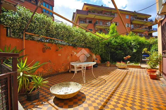 Appartamento quadrilocale in vendita in Via Marcantonio Colonna, Marino