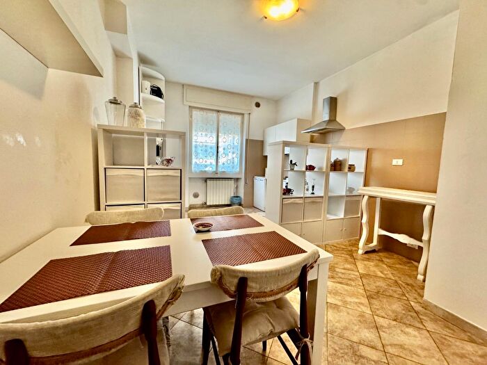 Appartamento quadrilocale in vendita in Massa