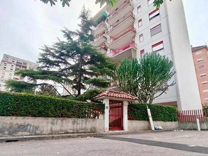 Appartamento quadrilocale in vendita in Viale Castagnola, Catania