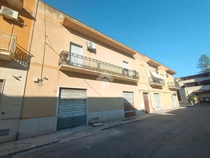 Appartamento quadrilocale in affitto in Via Verona, Erice