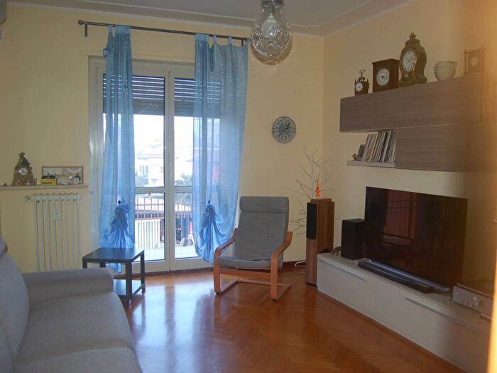 Appartamento trilocale in affitto in Strada Genova, Testona San Michele, Moncalieri