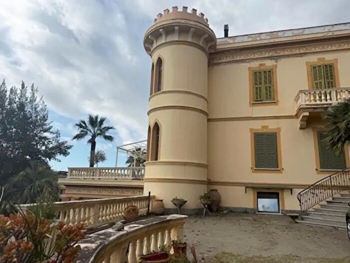Casa in vendita in Levante, Alassio
