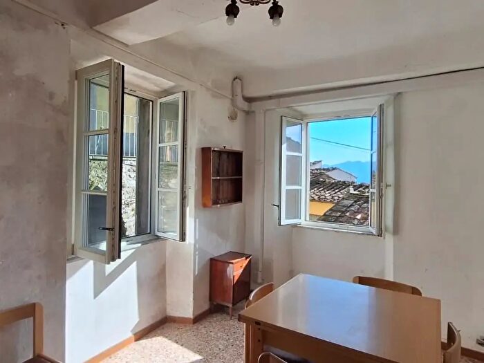 Casa con 5 locali in vendita in Borgo A Mozzano