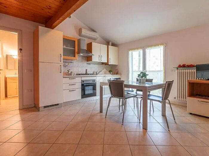 Appartamento bilocale in vendita in Via Cesena, Ravenna