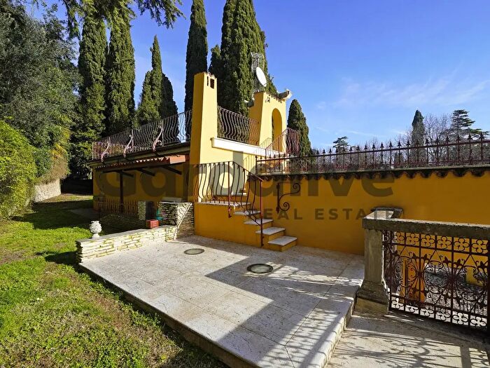 Casa trilocale in vendita in Via Caio Valerio Catullo, Sirmione