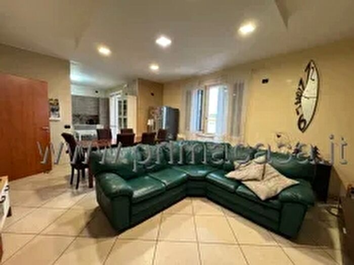 Appartamento trilocale in vendita in Via XXV Aprile, Casalmoro