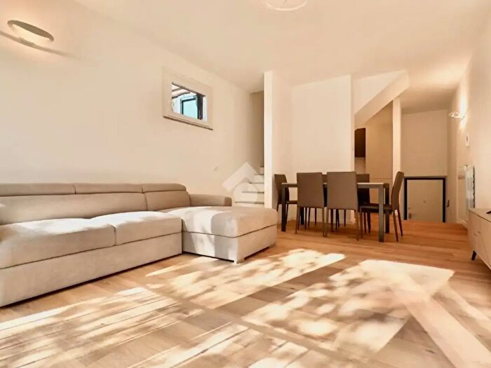 Appartamento quadrilocale in vendita in Via Ugo La Malfa, Novi Ligure