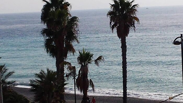 Appartamento trilocale in vendita in Bordighera