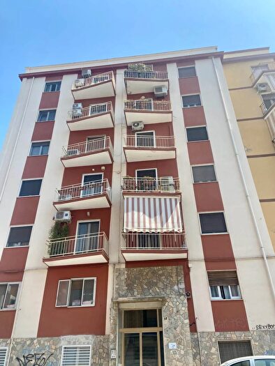 Appartamento trilocale in vendita in Via Paolo Lembo Bari, Bari