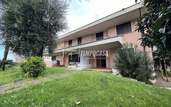 Casa con 7 locali in vendita in Viale Europa, Palazzolo SullOglio