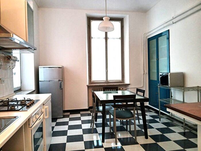 Appartamento trilocale in affitto in Via Alfonso La Marmora, Crocetta, Torino