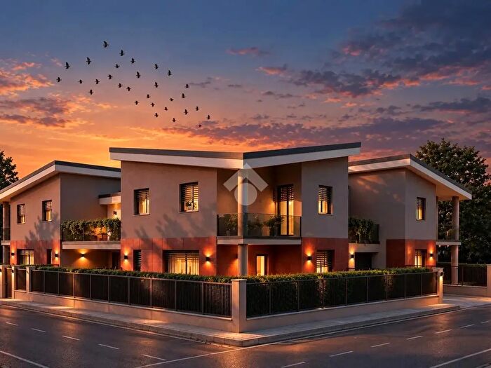 Casa con 5 locali in vendita in Piazzale Marzabotto, Sant'Ilario D'Enza