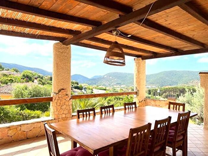 Casa quadrilocale in vendita in Domus de Maria