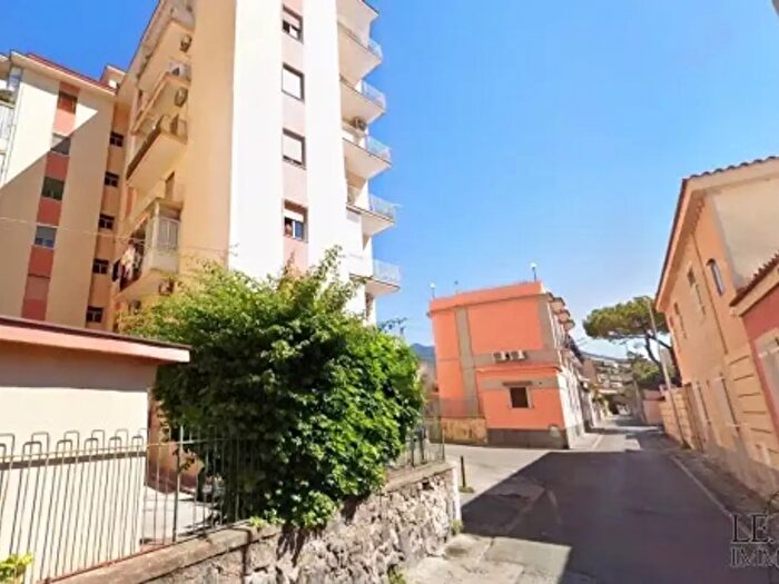 Appartamento trilocale in vendita in Via Giuseppe Mazzini, San Giorgio A Cremano