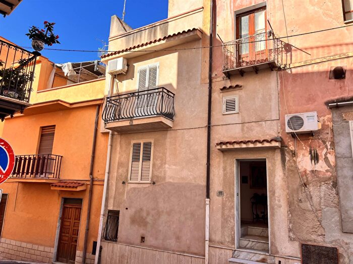 Appartamento trilocale in vendita in Via Santa Caterina, Sciacca