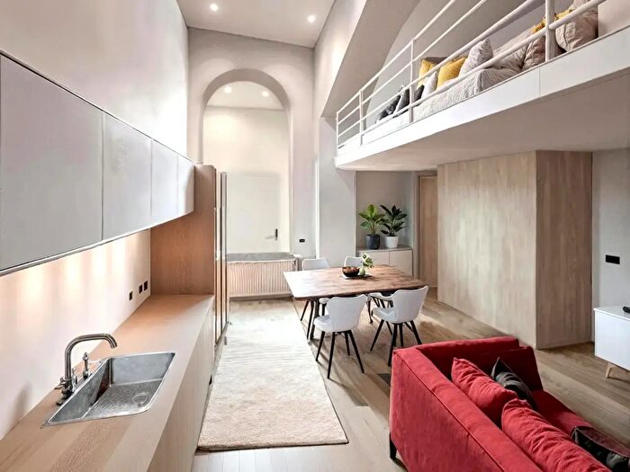 Appartamento bilocale in vendita in Via Gian Carlo Castelbarco, Milano